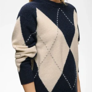 SorayasPW Pullover