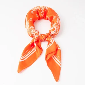 822370 Skjerf, lite skjerf bandanaprint - orange