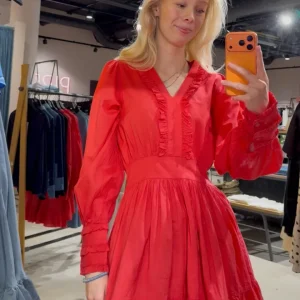 Markin-M, Dress