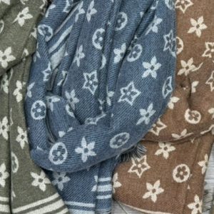 905746 Skjerf, Stort LV skjerf - lys blå