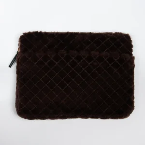 910411 Veske, Pc-cover fuskpels - brun