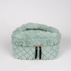 910558 Veske, Makeup-bag fuskpels - lys grønn