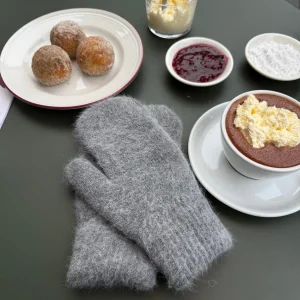 Lola Mittens - Dark Grey