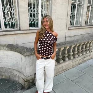 Sandy Drop Shoulder Top - Dark Brown/Beige Dot