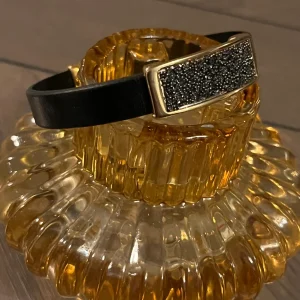 Swarovskiarmbånd 🖤