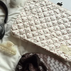 Emma Computer Sleeve - Taupe Heart
