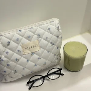 Medium Makeup Bag - White Cute Flower