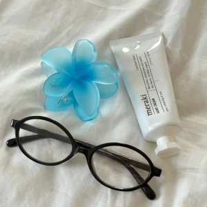 Gry Flower Hairclip - Matte Blue