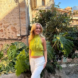 Ester Waisted Halterneck Top - Avocado