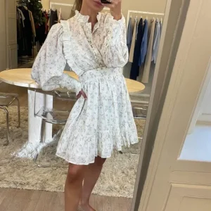 Parkin-M, Dress