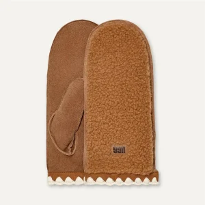 UGG Scalloped mitten