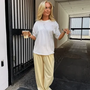 Elva Oversize Tee - White/Red logo