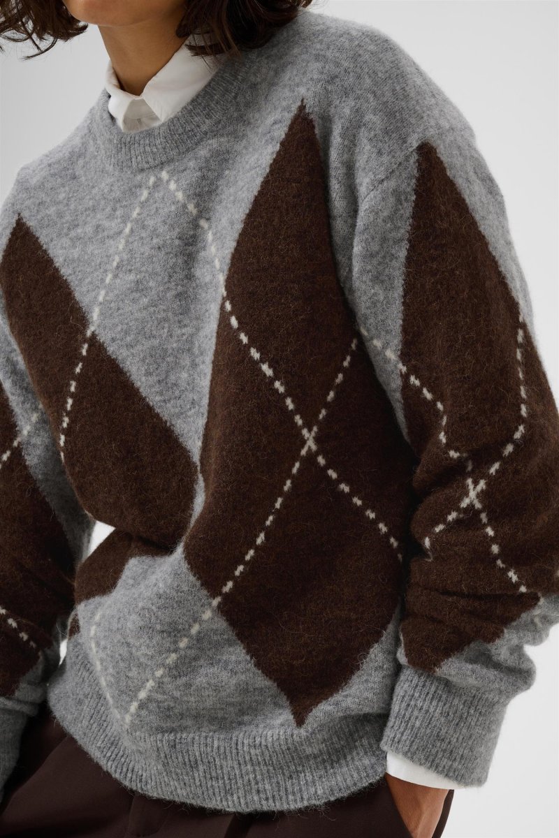 SorayasPW Pullover - Image 7